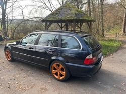 Schwarz Gebraucht 2004 BMW 320 Exclusive Kombi | 1.950 € (Superpreis)