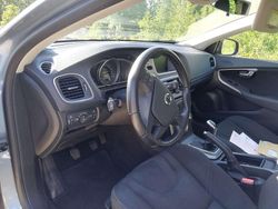 Gebraucht 2016 Volvo V40 Kombi | 14.300 € (Fairer Preis)