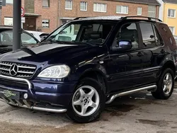 Azuritblau Gebraucht 1998 Mercedes ML320 SUV | 2.990 € (Etwas zu teuer)