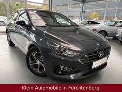 Grau Gebraucht 2022 Hyundai i30 Edition 30 Limousine | 14.390 € (Guter Preis)