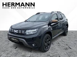 Perlmuttschwarz (schwarz) Gebraucht 2023 Dacia Duster Extreme SUV | 23.499 € (Fairer Preis)