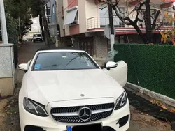Weiß Gebraucht 2018 Mercedes E220 AMG line Cabrio | 24.000 €