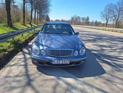 Blau Gebraucht 2004 Mercedes E320 Elegance Limousine | 3.455 € (Fairer Preis)