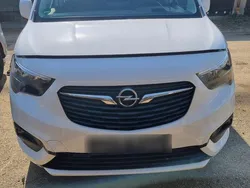 Weiß Gebraucht 2020 Opel Combo Life Van / Kleinbus | 13.999 € (Fairer Preis)