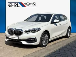 Weiß Gebraucht 2021 BMW 118 Luxury Line Kleinwagen | 23.499 € (Fairer Preis)