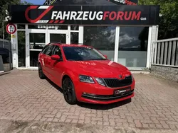 Rot Gebraucht 2018 Skoda Octavia Style Kombi | 13.400 € (Fairer Preis)