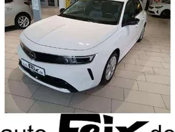 Arktisweiss Gebraucht 2022 Opel Astra Elegance Limousine | 19.590 € (Fairer Preis)