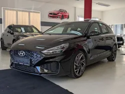 Schwarz Gebraucht 2024 Hyundai i30 N Line Limousine | 22.980 € (Fairer Preis)
