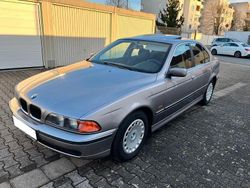 Grau Gebraucht 1997 BMW 520 Limousine | 3.599 € (Fairer Preis)