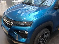 Blau Gebraucht 2023 Dacia Spring Essentiel Kleinwagen | 9.999 € (Superpreis)