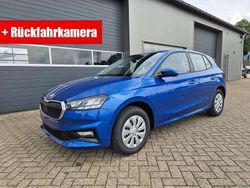 Raceblau metallic Neu 2025 Skoda Fabia Selection Limousine | 21.990 € (Guter Preis)