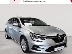 Grau Gebraucht 2023 Renault Mégane IV Equilibre Limousine | 17.789 € (Fairer Preis)