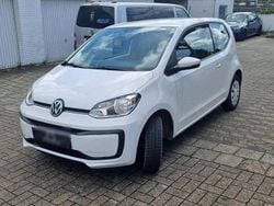 Weiß Gebraucht 2019 VW up! Kleinwagen | 5.500 € (Guter Preis)