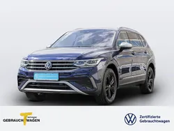 Blau Gebraucht 2022 VW Tiguan Allspace Elegance SUV | 40.720 € (Fairer Preis)