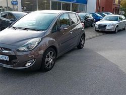Braun Gebraucht 2012 Hyundai ix20 Kleinwagen | 7.450 € (Fairer Preis)