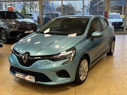 Blau Gebraucht 2021 Renault Clio V Zen Limousine | 12.000 € (Guter Preis)