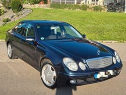 Schwarz Gebraucht 2003 Mercedes E240 Limousine | 4.000 € (Guter Preis)