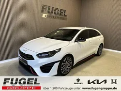 Deluxeweiss met. Gebraucht 2023 Kia ProCeed Kleinwagen | 28.999 € (Fairer Preis)