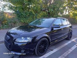 Phantomschwarz perleffekt Gebraucht 2011 Audi A3 Attraction Kleinwagen | 5.900 € (Fairer Preis)