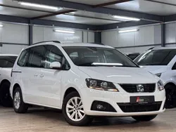Rein weiss Gebraucht 2021 Seat Alhambra Style Van / Kleinbus | 23.890 € (Guter Preis)