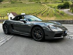 Grau Gebraucht 2024 Porsche Boxster Cabrio | 68.920 € (Teuer)