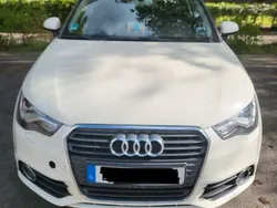 Weiß Gebraucht 2011 Audi A1 Attraction Kleinwagen | 9.600 € (Fairer Preis)