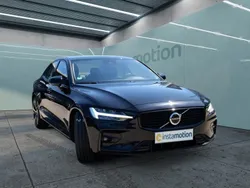 Schwarz Gebraucht 2024 Volvo S60 Limousine | 36.600 € (Guter Preis)