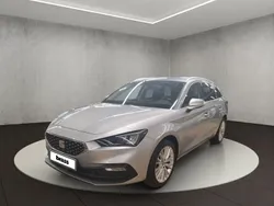 Urban silber metallic Gebraucht 2023 Seat Leon XCELLENCE Kombi | 23.450 € (Guter Preis)