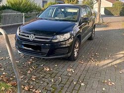 Schwarz Gebraucht 2012 VW Tiguan SUV | 8.500 € (Guter Preis)
