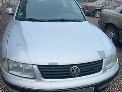 Silber Gebraucht 1998 VW Passat Limousine | 1.800 € (Fairer Preis)