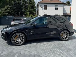 Schwarz Gebraucht 2015 Porsche Cayenne S SUV | 41.500 €