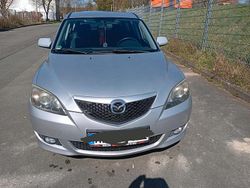 Grau Gebraucht 2006 Mazda 3 Limousine | 3.100 € (Fairer Preis)