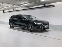 Schwarz Gebraucht 2024 Volvo V60 Core Kombi | 40.500 € (Guter Preis)