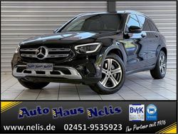 Schwarz Gebraucht 2019 Mercedes GLC200 AMG line SUV | 31.980 € (Etwas zu teuer)