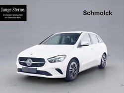 Weiß Gebraucht 2024 Mercedes B180 Progressive Van / Kleinbus | 32.900 € (Fairer Preis)