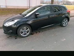 Schwarz Gebraucht 2013 Ford Focus Limousine | 5.900 € (Superpreis)