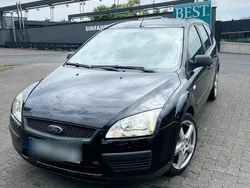 Schwarz Gebraucht 2006 Ford Focus Kombi | 1.000 € (Fairer Preis)