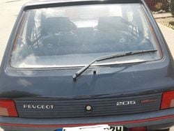 Grau Gebraucht 1991 Peugeot 205 Kleinwagen | 2.599 €
