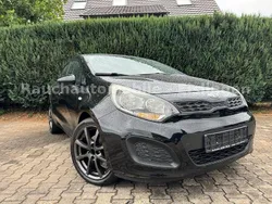 Schwarz Gebraucht 2012 Kia Rio Edition 7 Limousine | 5.499 € (Fairer Preis)