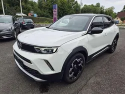 Jade weiß Gebraucht 2022 Opel Mokka-e Ultimate SUV | 18.990 € (Fairer Preis)
