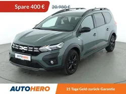 Grün Gebraucht 2023 Dacia Jogger Extreme Van / Kleinbus | 20.580 € (Fairer Preis)