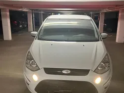 Weiß Gebraucht 2011 Ford S-MAX S Van / Kleinbus | 8.100 € (Etwas zu teuer)