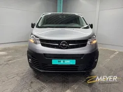 Grau Gebraucht 2021 Opel Vivaro-e Combi Edition Van | 19.990 € (Superpreis)