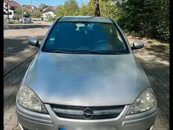 Silber Gebraucht 2005 Opel Corsa Kleinwagen | 750 € (Guter Preis)