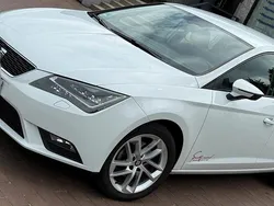 Weiß Gebraucht 2013 Seat Leon Limousine | 5.199 € (Fairer Preis)