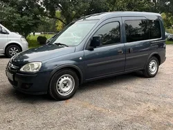Blau Gebraucht 2007 Opel Combo Van / Kleinbus | 4.950 € (Teuer)