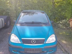 Blau Gebraucht 2001 Mercedes A160 Kleinwagen | 480 € (Guter Preis)
