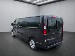Schwarz Neu 2025 Renault Trafic Van | 42.899 € (Teuer)