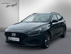 Cypress green mineraleffekt Neu 2024 Hyundai i30 Advantage Kombi | 22.965 € (Guter Preis)