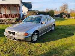 Grau Gebraucht 1999 BMW 520 Limousine | 1.900 € (Superpreis)